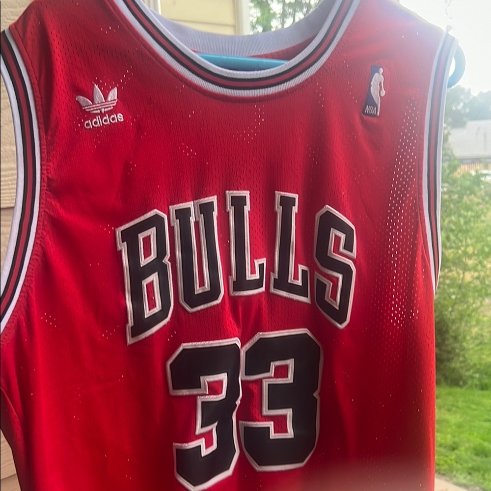 Adidas Red Chicago Bulls Jersey